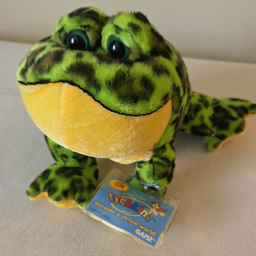GANZ Webkinz Green Bull Frog Stuffed Animal Plush With Tags NO CODE
